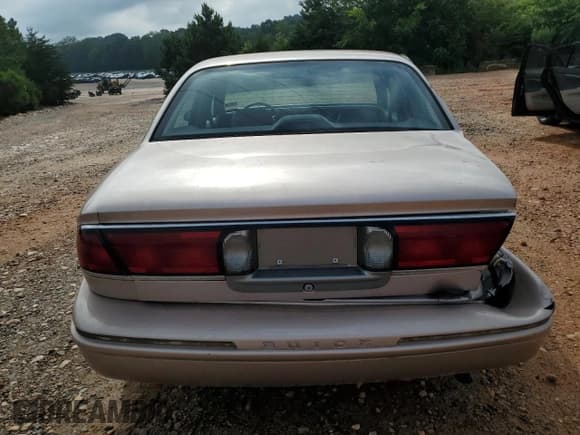 ✅ 1998 Buick LeSabre Limited • VIN: 1G4HR52K4WH513374 • Лот: 60966525. Опубликован ранее на Copart с пробегом 134 877 миль. Бесплатный доступ к архиву аукционных продаж из США и подробный отчёт об истории автомобиля на DreamBid. Изображение 6.