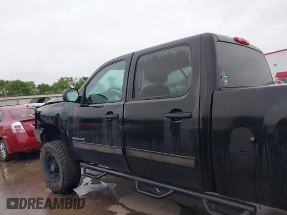 ✅ 2013 Chevrolet Silverado 2500HD LT • VIN: 1GC1KXCG7DF151954 • Lot: 41909133. Listed on IAAI with 189,939 mi. Free auction sales archive from the USA and detailed vehicle history report at DreamBid. Image 14.
