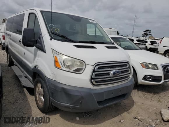 ✅ 2018 Ford Transit Passenger XL • VIN: 1FBZX2YM5JKB09425 • Lot: 54478675. Wystawiony na Copart z przebiegiem 147 801 mil. Bezpłatny archiwum sprzedaży aukcyjnych z USA i szczegółowy raport historii pojazdu na DreamBid. Zdjęcie 4.