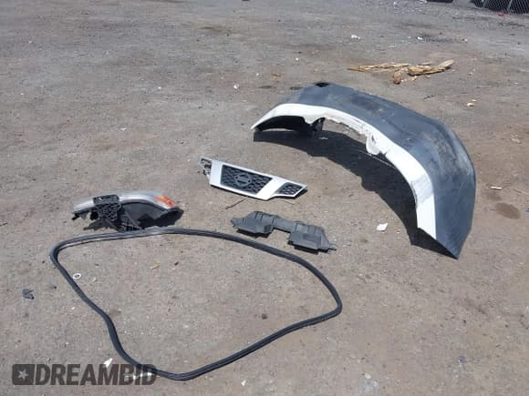 ✅ 2015 Nissan NV200 SV • VIN: 3N6CM0KN4FK732477 • Lot: 42091731. Listed on IAAI with 163,973 mi. Free auction sales archive from the USA and detailed vehicle history report at DreamBid. Image 12.