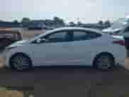 2016 Hyundai Elantra SE с VIN 5NPDH4AE2GH757796, выставлен на аукционе IAAI как лот 43547207 с пробегом 162 632 миль миль и . История ставок и продаж доступна на DreamBid. Изображение 14.