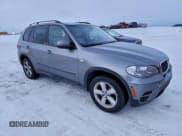 ✅ 2012 BMW X5 35i • VIN: 5UXZV4C5XCL756508 • Lot: 96390415. Listed on Copart with 277,797 mi. Free auction sales archive from the USA and detailed vehicle history report at DreamBid. Image 4.