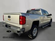 ✅ 2016 Chevrolet Silverado 2500HD LT • VIN: 1GC1KVEG6GF226178 • Лот: 92741095. Опубликован ранее на Copart с пробегом 111 101 миль. Бесплатный доступ к архиву аукционных продаж из США и подробный отчёт об истории автомобиля на DreamBid. Изображение 4.