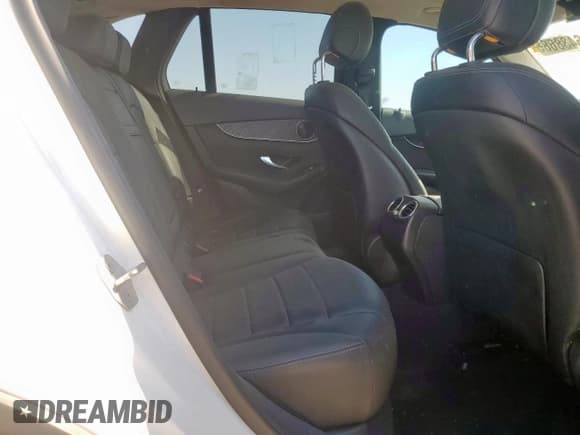 ✅ 2017 Mercedes-Benz GLC 300 • VIN: WDC0G4JB2HF192446 • Лот: 86438685. Опубликован ранее на Copart с пробегом 140 091 миль. Бесплатный доступ к архиву аукционных продаж из США и подробный отчёт об истории автомобиля на DreamBid. Изображение 11.