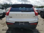 ✅ 2021 Volvo XC40 R-Design • VIN: YV4162UM3M2405076 • Лот: 71666295. Опубликован ранее на Copart с пробегом 65 701 миль. Бесплатный доступ к архиву аукционных продаж из США и подробный отчёт об истории автомобиля на DreamBid. Изображение 6.