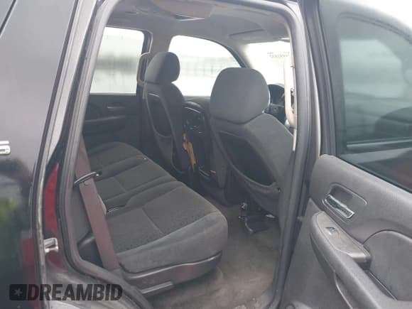✅ 2007 Chevrolet Tahoe LS • VIN: 1GNFC13C77R381209 • Lot: 41951832. Listed on IAAI with 145,205 mi. Free auction sales archive from the USA and detailed vehicle history report at DreamBid. Image 8.