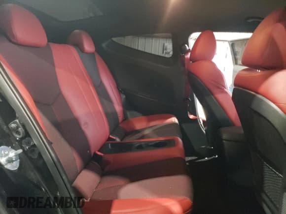 ✅ 2016 Hyundai Veloster Turbo R-Spec • VIN: KMHTC6AE3GU300793 • Lot: 85054374. Wystawiony na Copart z przebiegiem 123 261 mil. Bezpłatny archiwum sprzedaży aukcyjnych z USA i szczegółowy raport historii pojazdu na DreamBid. Zdjęcie 10.