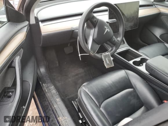 ✅ 2022 Tesla Model 3 • VIN: 5YJ3E1EA4NF369507 • Лот: 86480205. Опубликован ранее на Copart с пробегом Не указан. Бесплатный доступ к архиву аукционных продаж из США и подробный отчёт об истории автомобиля на DreamBid. Изображение 9.