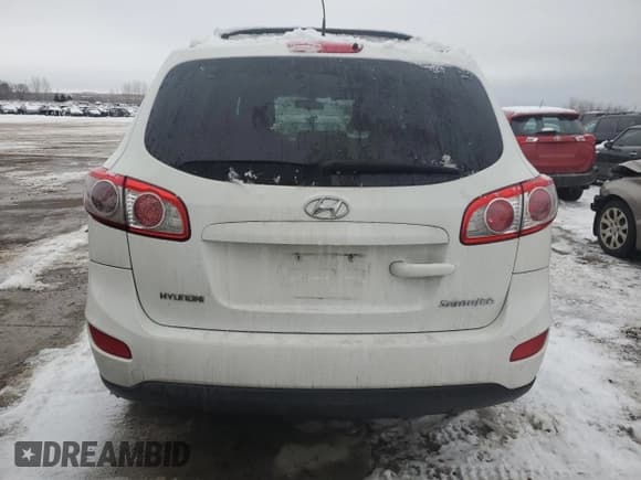 ✅ 2010 Hyundai Santa Fe GL • VIN: 5NMSG3AB9AH413266 • Lot: 86258124. Listed on Copart with 221,977 mi. Free auction sales archive from the USA and detailed vehicle history report at DreamBid. Image 6.