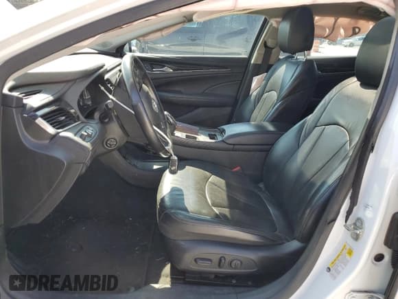 ✅ 2017 Buick LaCrosse Essence • VIN: 1G4ZP5SS9HU133466 • Лот: 71551485. Опубликован ранее на Copart с пробегом 135 048 миль. Бесплатный доступ к архиву аукционных продаж из США и подробный отчёт об истории автомобиля на DreamBid. Изображение 7.