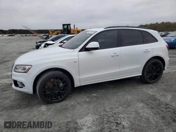 ✅ 2015 Audi Q5 Prestige • VIN: WA1WGAFP5FA064192 • Lot: 90215685. Wystawiony na Copart z przebiegiem 71 815 mil. Bezpłatny archiwum sprzedaży aukcyjnych z USA i szczegółowy raport historii pojazdu na DreamBid. Zdjęcie 1.