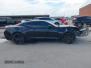 ✅ 2017 Chevrolet Camaro 1LT • VIN: 1G1FB1RX7H0215552 • Lot: 42948955. Wystawiony na IAAI z przebiegiem 102 101 mil. Bezpłatny archiwum sprzedaży aukcyjnych z USA i szczegółowy raport historii pojazdu na DreamBid. Zdjęcie 14.