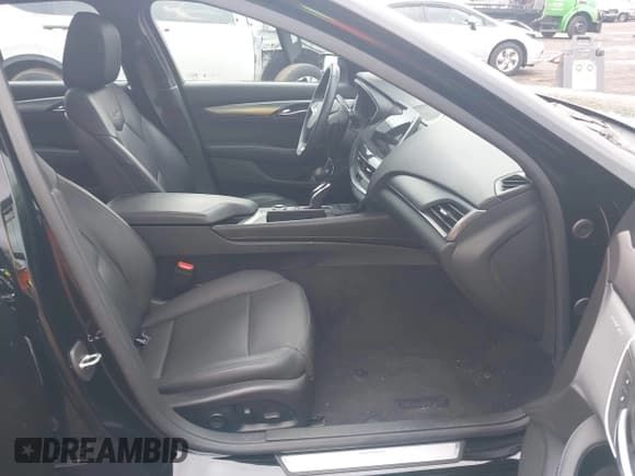 ✅ 2022 Cadillac CT5 Premium Luxury • VIN: 1G6DT5RK5N0119117 • Lot: 43400100. Listed on IAAI with 28,024 mi. Free auction sales archive from the USA and detailed vehicle history report at DreamBid. Image 5.
