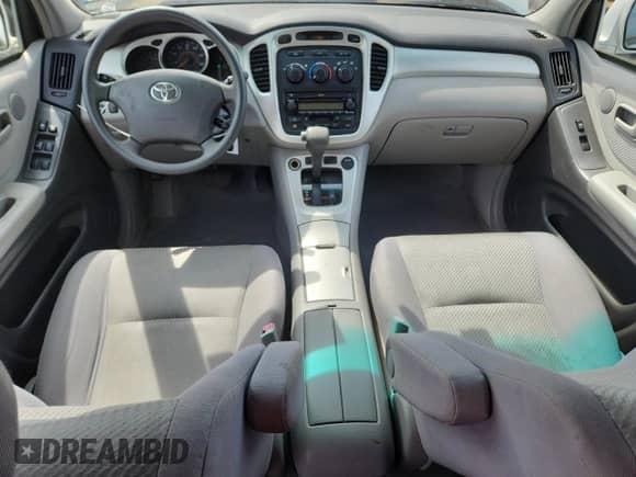 2004 Toyota Highlander с VIN JTEHD21A540028971, выставлен на аукционе Copart как лот 70327195 с пробегом 80 010 миль миль и Списание • Salvage title. История ставок и продаж доступна на DreamBid. Изображение 8.