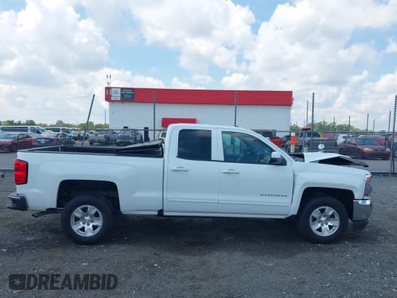 ✅ 2019 Chevrolet Silverado 1500 LT • VIN: 2GCRCPEC2K1146787 • Lot: 43125554. Wystawiony na IAAI z przebiegiem 102 604 mil. Bezpłatny archiwum sprzedaży aukcyjnych z USA i szczegółowy raport historii pojazdu na DreamBid. Zdjęcie 13.