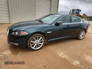 ✅ 2015 Jaguar XF Portfolio • VIN: SAJWJ0FF9F8U52513 • Lot: 90615135. Wystawiony na Copart z przebiegiem 112 814 mil. Bezpłatny archiwum sprzedaży aukcyjnych z USA i szczegółowy raport historii pojazdu na DreamBid. Zdjęcie 1.