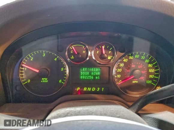 ✅ 2004 Ford Freestar SEL • VIN: 2FMZA52224BA62306 • Lot: 95038135. Listed on Copart with 82,256 mi. Free auction sales archive from the USA and detailed vehicle history report at DreamBid. Image 9.