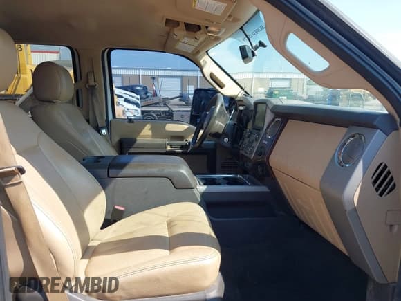 ✅ 2015 Ford F-250 Lariat • VIN: 1FT7W2BT4FEC52863 • Лот: 43061179. Опубликован ранее на IAAI с пробегом 329 739 миль. Бесплатный доступ к архиву аукционных продаж из США и подробный отчёт об истории автомобиля на DreamBid. Изображение 5.