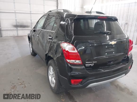 ✅ 2020 Chevrolet Trax LT • VIN: KL7CJPSB6LB079634 • Lot: 43041981. Wystawiony na IAAI z przebiegiem 51 318 mil. Bezpłatny archiwum sprzedaży aukcyjnych z USA i szczegółowy raport historii pojazdu na DreamBid. Zdjęcie 3.