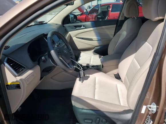 2016 Hyundai Tucson Sport с VIN KM8J33A26GU201462, выставлен на аукционе Copart как лот 84285965 с пробегом 63 017 миль миль и Списание • Salvage title. История ставок и продаж доступна на DreamBid. Изображение 7.