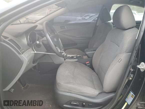 ✅ 2011 Hyundai Sonata GLS • VIN: 5NPEB4AC7BH099521 • Lot: 45492414. Listed on Copart with 219,391 mi. Free auction sales archive from the USA and detailed vehicle history report at DreamBid. Image 7.