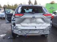 ✅ 2021 Toyota RAV4 Hybrid LE • VIN: 4T3MWRFV7MU037720 • Лот: 43629950. Опубликован ранее на IAAI с пробегом 109 468 миль. Бесплатный доступ к архиву аукционных продаж из США и подробный отчёт об истории автомобиля на DreamBid. Изображение 6.