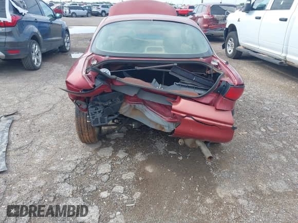 ✅ 2003 Ford ZX2 ZX2 Standard • VIN: 3FAFP11313R154389 • Lot: 42780645. Wystawiony na IAAI z przebiegiem 86 817 mil. Bezpłatny archiwum sprzedaży aukcyjnych z USA i szczegółowy raport historii pojazdu na DreamBid. Zdjęcie 6.