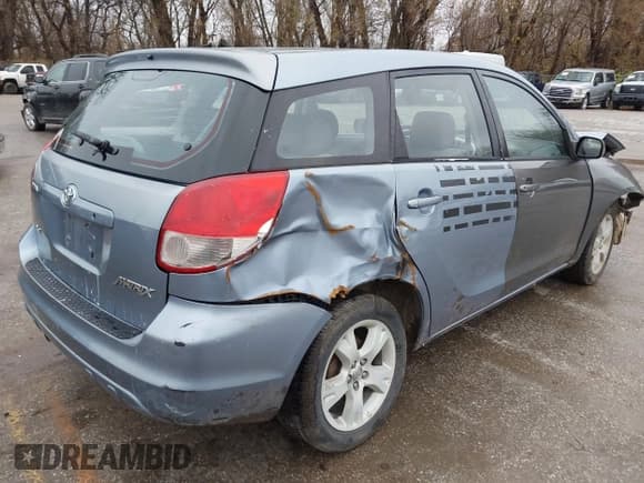 ✅ 2004 Toyota Matrix Std • VIN: 2T1KR32E24C314589 • Lot: 43770514. Wystawiony na IAAI z przebiegiem 231 854 mil. Bezpłatny archiwum sprzedaży aukcyjnych z USA i szczegółowy raport historii pojazdu na DreamBid. Zdjęcie 4.