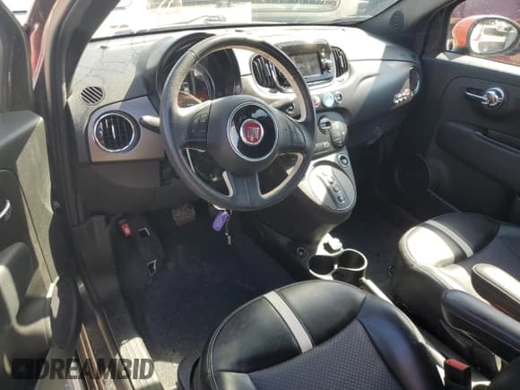 ✅ 2017 FIAT 500e • VIN: 3C3CFFGE5HT565525 • Лот: 57850244. Опубликован ранее на Copart с пробегом 17 345 миль. Бесплатный доступ к архиву аукционных продаж из США и подробный отчёт об истории автомобиля на DreamBid. Изображение 8.