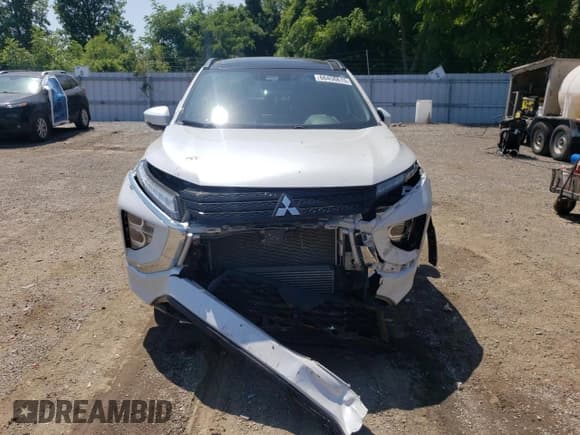 ✅ 2022 Mitsubishi Eclipse Cross LE • VIN: JA4ATVAA9NZ611531 • Lot: 66456615. Wystawiony na Copart z przebiegiem 91 264 mil. Bezpłatny archiwum sprzedaży aukcyjnych z USA i szczegółowy raport historii pojazdu na DreamBid. Zdjęcie 5.