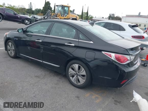 ✅ 2014 Hyundai Sonata Limited • VIN: KMHEC4A41EA111773 • Lot: 42104867. Wystawiony na IAAI z przebiegiem 126 296 mil. Bezpłatny archiwum sprzedaży aukcyjnych z USA i szczegółowy raport historii pojazdu na DreamBid. Zdjęcie 3.
