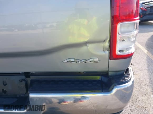 ✅ 2023 Ram 2500 Big Horn • VIN: 3C6UR5DJ5PG539184 • Lot: 43265378. Listed on IAAI with 76,820 mi. Free auction sales archive from the USA and detailed vehicle history report at DreamBid. Image 18.