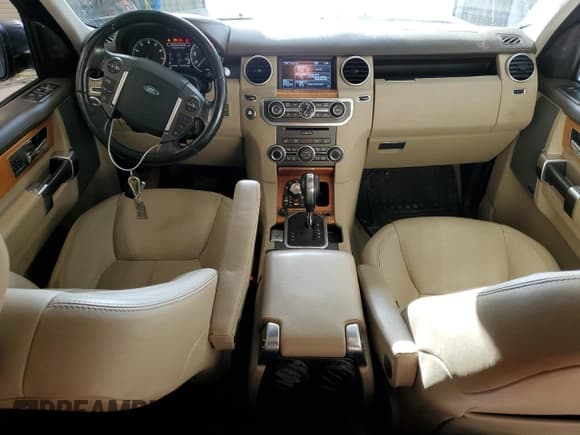 ✅ 2013 Land Rover LR4 Lux • VIN: SALAK2D48DA671013 • Lot: 71641464. Listed on Copart with 110,678 mi. Free auction sales archive from the USA and detailed vehicle history report at DreamBid. Image 8.