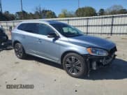 ✅ 2017 Volvo XC60 Dynamic • VIN: YV440MRR4H2114817 • Lot: 49993725. Wystawiony na Copart z przebiegiem 87 387 mil. Bezpłatny archiwum sprzedaży aukcyjnych z USA i szczegółowy raport historii pojazdu na DreamBid. Zdjęcie 4.