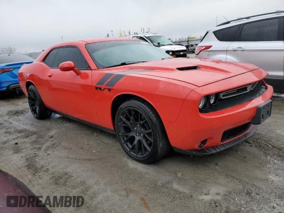 ✅ 2016 Dodge Challenger R/T • VIN: 2C3CDZBT6GH172153 • Lot: 45146303. Wystawiony na Copart z przebiegiem 95 855 mil. Bezpłatny archiwum sprzedaży aukcyjnych z USA i szczegółowy raport historii pojazdu na DreamBid. Zdjęcie 4.