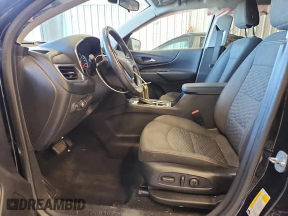 2021 Chevrolet Equinox LT z VIN 3GNAXUEV1ML370417, wystawiony jako Copart lot #90285665 z przebiegiem 73 667 mil mil oraz Nie do naprawy • Non repairable. Historia ofert i sprzedaży dostępna na DreamBid. Obrazek 7.