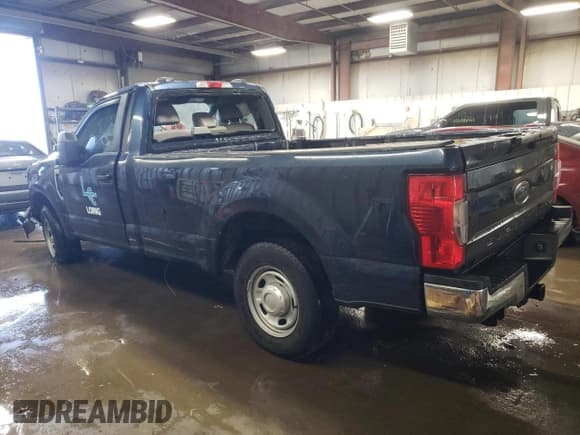 ✅ 2020 Ford F-250 XL • VIN: 1FTBF2A67LED87322 • Lot: 46299845. Wystawiony na Copart z przebiegiem Nie podano. Bezpłatny archiwum sprzedaży aukcyjnych z USA i szczegółowy raport historii pojazdu na DreamBid. Zdjęcie 2.