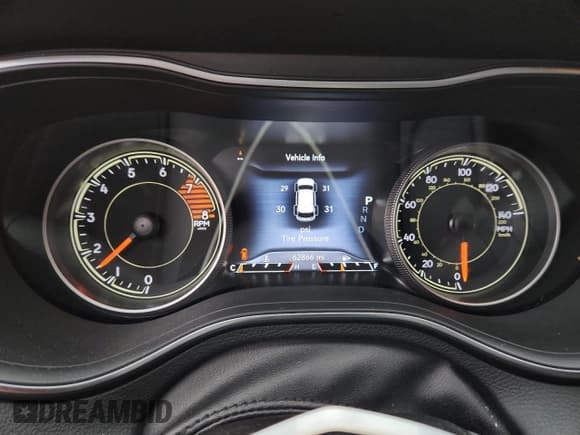 ✅ 2021 Jeep Cherokee Limited • VIN: 1C4PJMDX6MD116649 • Lot: 89647685. Wystawiony na Copart z przebiegiem 62 866 mil. Bezpłatny archiwum sprzedaży aukcyjnych z USA i szczegółowy raport historii pojazdu na DreamBid. Zdjęcie 9.