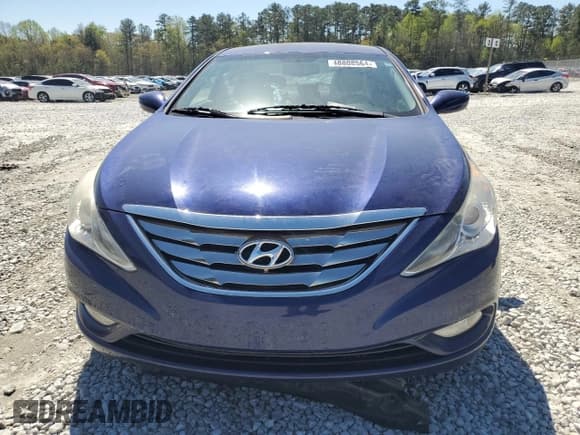 ✅ 2012 Hyundai Sonata SE • VIN: 5NPEC4AC3CH334401 • Lot: 48808564. Listed on Copart with 133,795 mi. Free auction sales archive from the USA and detailed vehicle history report at DreamBid. Image 5.
