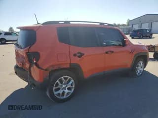 ✅ 2018 Jeep Renegade Latitude • VIN: ZACCJABB4JPH21108 • Лот: 81984765. Опубликован ранее на Copart с пробегом 130 003 миль. Бесплатный доступ к архиву аукционных продаж из США и подробный отчёт об истории автомобиля на DreamBid. Изображение 3.