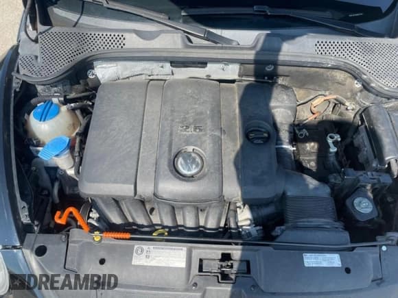 ✅ 2014 Volkswagen Beetle 2.5L • VIN: 3VW5P7AT4EM807139 • Лот: 90394075. Опубликован ранее на Copart с пробегом Не указан. Бесплатный доступ к архиву аукционных продаж из США и подробный отчёт об истории автомобиля на DreamBid. Изображение 7.