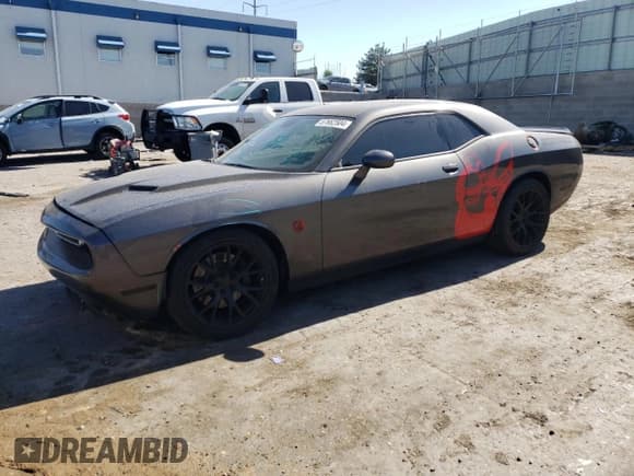 ✅ 2016 Dodge Challenger R/T Scat Pack • VIN: 2C3CDZFJ4GH345659 • Lot: 57662504. Wystawiony na Copart z przebiegiem 110 314 mil. Bezpłatny archiwum sprzedaży aukcyjnych z USA i szczegółowy raport historii pojazdu na DreamBid. Zdjęcie 1.