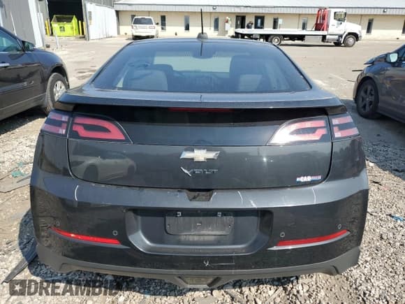 ✅ 2015 Chevrolet Volt • VIN: 1G1RA6E46FU136159 • Lot: 70840554. Wystawiony na Copart z przebiegiem 73 537 mil. Bezpłatny archiwum sprzedaży aukcyjnych z USA i szczegółowy raport historii pojazdu na DreamBid. Zdjęcie 6.