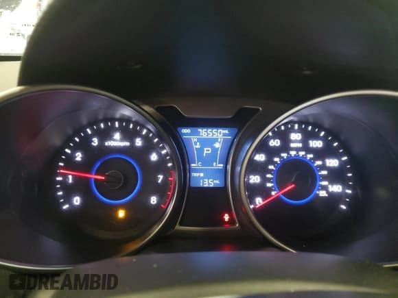 ✅ 2016 Hyundai Veloster • VIN: KMHTC6AD5GU279145 • Lot: 44399945. Wystawiony na Copart z przebiegiem 76 550 mil. Bezpłatny archiwum sprzedaży aukcyjnych z USA i szczegółowy raport historii pojazdu na DreamBid. Zdjęcie 9.