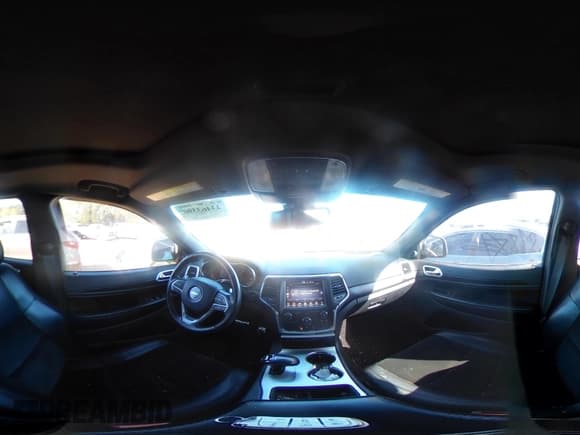 ✅ 2015 Jeep Grand Cherokee Altitude • VIN: 1C4RJEAG1FC152552 • Lot: 43463390. Wystawiony na IAAI z przebiegiem 135 968 mil. Bezpłatny archiwum sprzedaży aukcyjnych z USA i szczegółowy raport historii pojazdu na DreamBid. Zdjęcie 18.