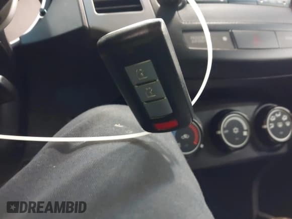 ✅ 2011 Mitsubishi Outlander SE • VIN: JA4JT3AW3BU007305 • Лот: 42679434. Опубликован ранее на IAAI с пробегом 189 610 миль. Бесплатный доступ к архиву аукционных продаж из США и подробный отчёт об истории автомобиля на DreamBid. Изображение 11.