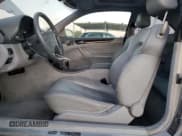 ✅ 2000 Mercedes-Benz CLK 320/430 • VIN: WDBLJ65G3YF140232 • Lot: 85530444. Wystawiony na Copart z przebiegiem Nie podano. Bezpłatny archiwum sprzedaży aukcyjnych z USA i szczegółowy raport historii pojazdu na DreamBid. Zdjęcie 7.