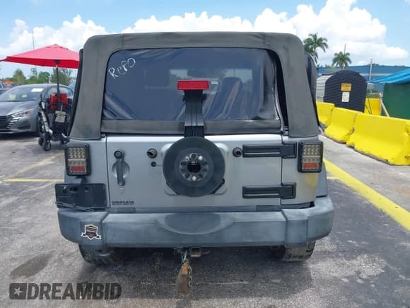 ✅ 2017 Jeep Wrangler Sport • VIN: 1C4AJWAG5HL612799 • Lot: 42400375. Listed on IAAI with Not provided. Free auction sales archive from the USA and detailed vehicle history report at DreamBid. Image 16.