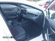 ✅ 2024 Toyota Corolla LE • VIN: 5YFB4MCE6RP203554 • Лот: 43386354. Опубликован ранее на IAAI с пробегом 24 970 миль. Бесплатный доступ к архиву аукционных продаж из США и подробный отчёт об истории автомобиля на DreamBid. Изображение 5.