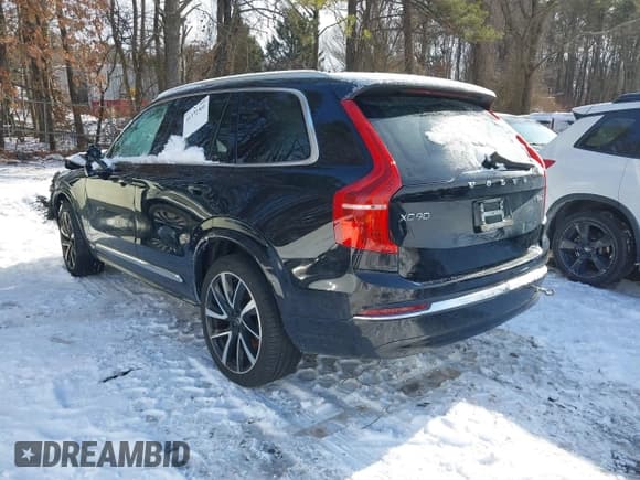 ✅ 2023 Volvo XC90 Plus • VIN: YV4062PN9P1906550 • Лот: 41372301. Опубликован ранее на IAAI с пробегом 5 миль. Бесплатный доступ к архиву аукционных продаж из США и подробный отчёт об истории автомобиля на DreamBid. Изображение 3.